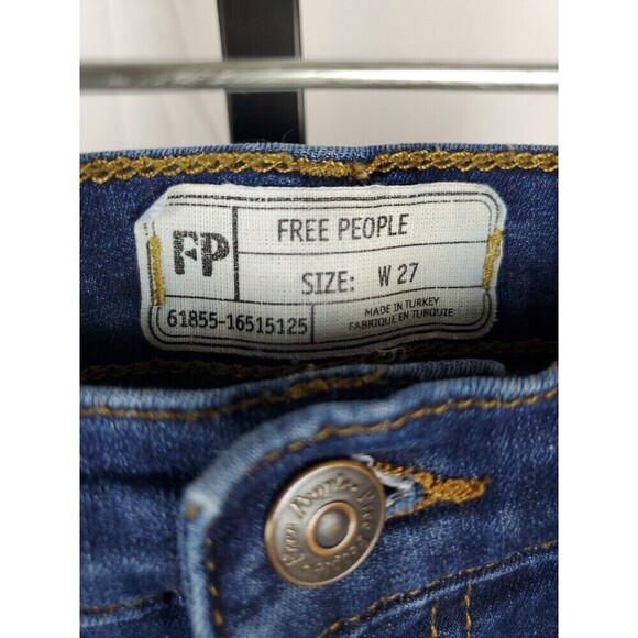 Free People Jeans Size 27x25 Skinny Leg Torn Distressed Stretch Denim Blue - Picture 2 of 11